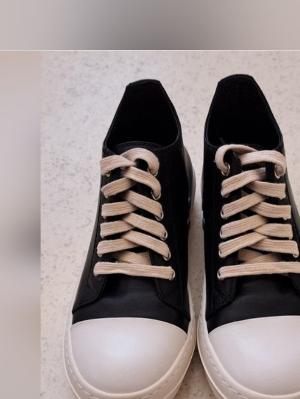 Rick Owens
Black Temple Low Sneakers